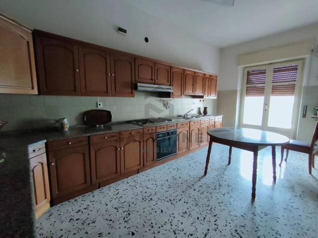 Villa Indipendente in vendita a Amorosi, Campania
