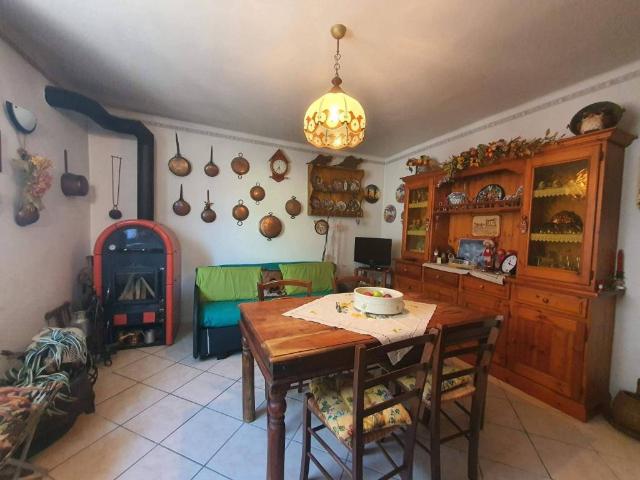 Villa Indipendente in vendita a Ampezzo, Friuli-Venezia Giulia
