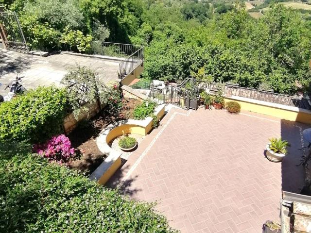 Villa Indipendente in vendita a Anagni, Lazio