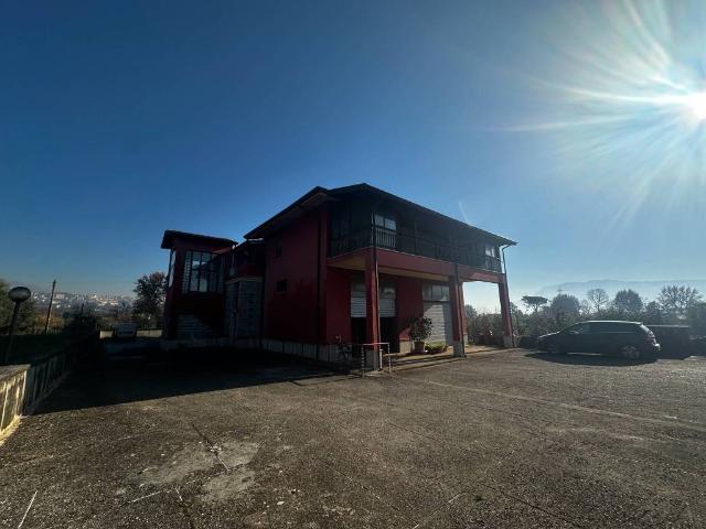 Villa Indipendente in vendita a Anagni, Lazio