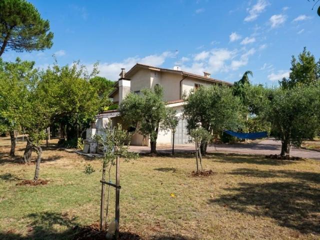 Villa Indipendente in vendita a Anagni, Frosinone