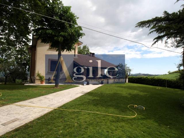 Villa Indipendente in vendita a Unione dei Comuni della Val Vibrata, Ancarano