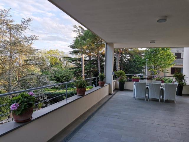 Villa Indipendente in vendita a Marche, Ancona