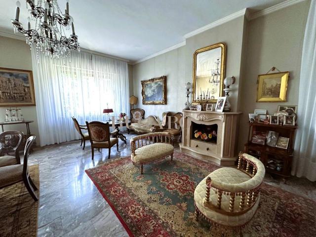 Villa Indipendente in vendita a Adriatico, Marche