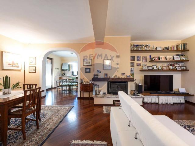 Villa Indipendente in vendita a Marche, Ancona