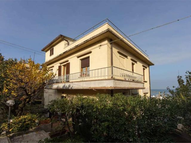 Villa Indipendente in vendita a Marche, Ancona
