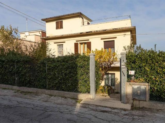 Villa Indipendente in vendita a Marche, Ancona