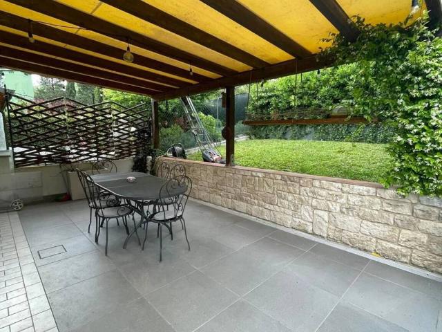 Villa Indipendente in vendita a Marche, Ancona