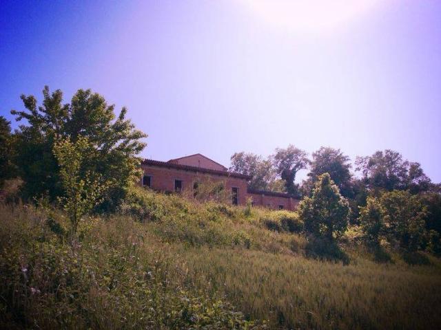 Villa Indipendente in vendita a Pietralacroce, Ancona