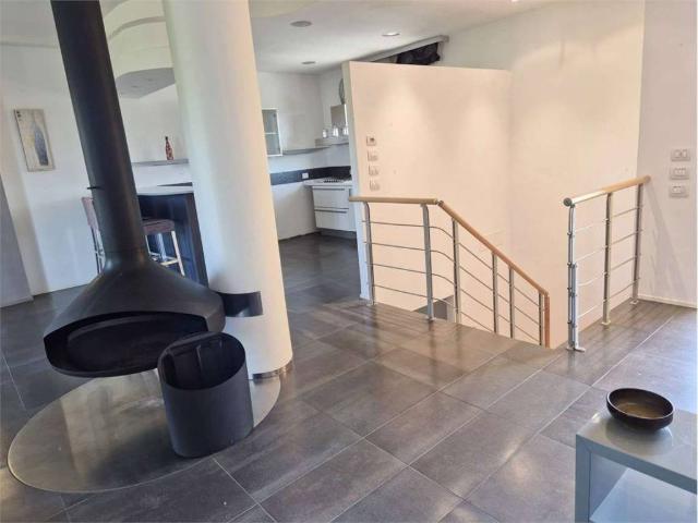 Villa Indipendente in vendita a Marche, Ancona