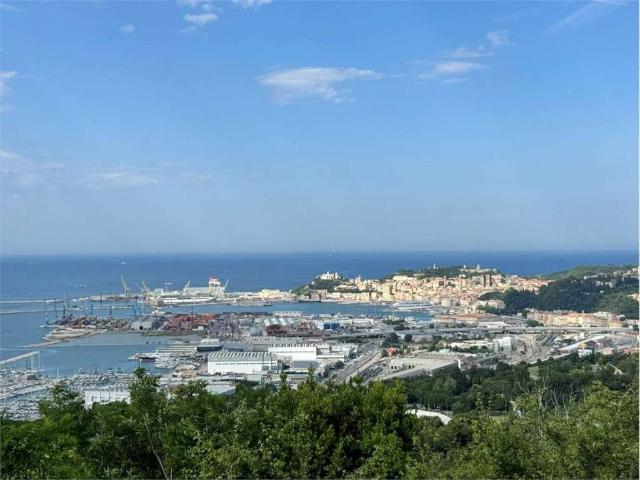 Villa Indipendente in vendita a Marche, Ancona