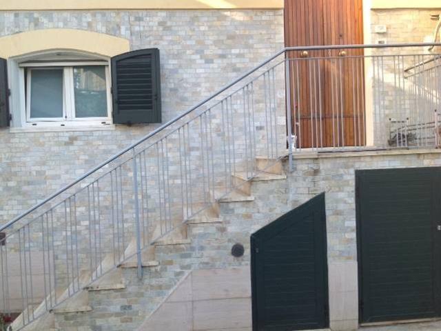Villa Indipendente in vendita a Vallemiano, Marche