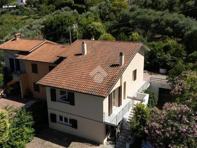 Villa Indipendente in vendita a Marche, Ancona