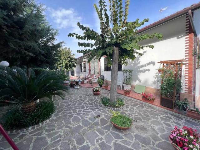 Villa Indipendente in vendita a Marche, Ancona