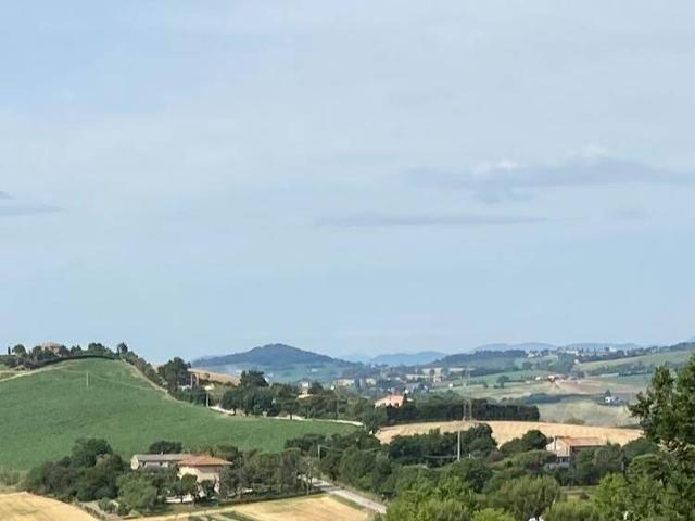 Villa Indipendente in vendita a Passo Varano, Marche