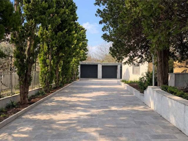 Villa Indipendente in vendita a Marche, Ancona