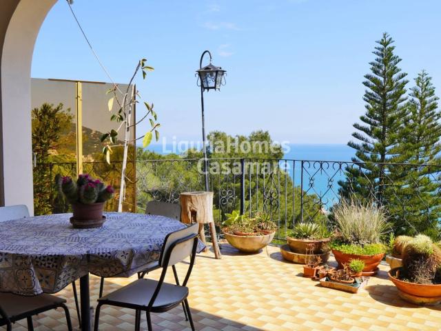 Villa Indipendente in vendita a Andora, Liguria