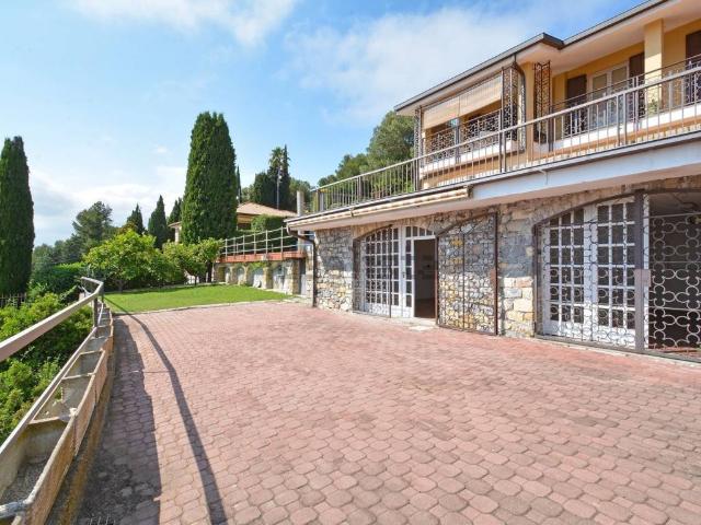 Villa Indipendente in vendita a Andora, Liguria