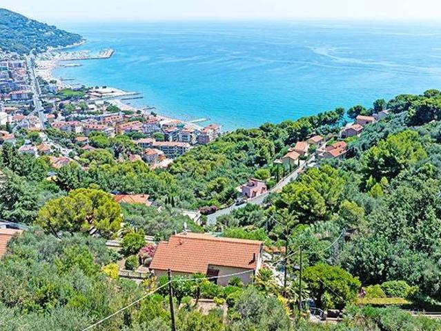 Villa Indipendente in vendita a Andora, Liguria