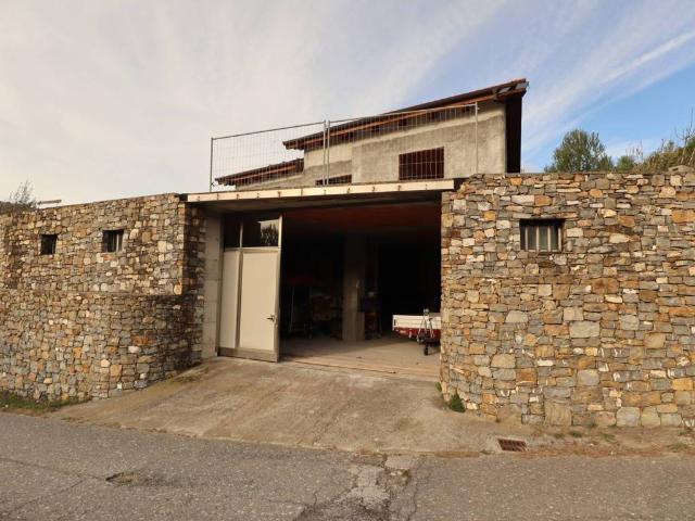 Villa Indipendente in vendita a Andora, Liguria