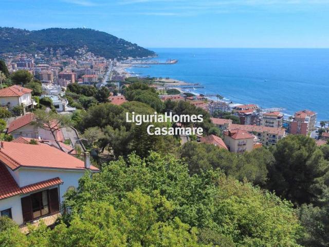 Villa Indipendente in vendita a Andora, Liguria