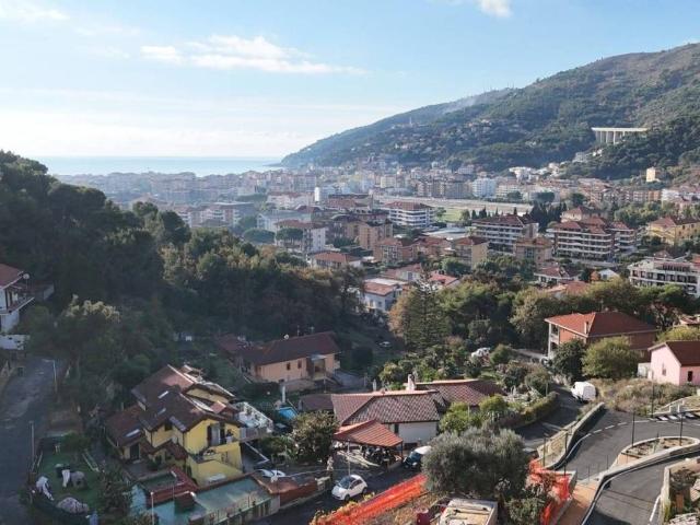 Villa Indipendente in vendita a Andora, Liguria
