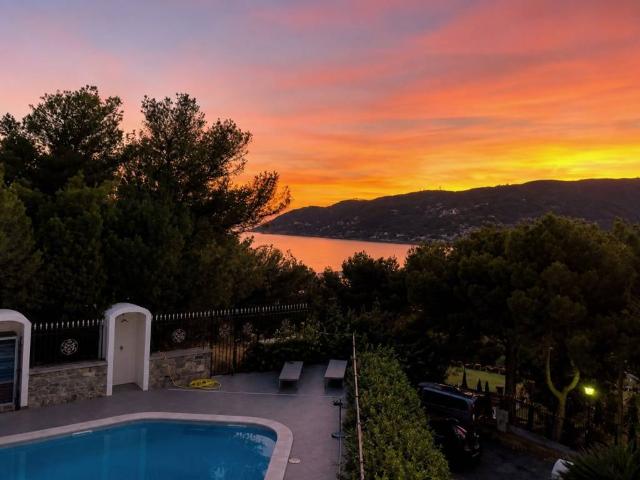 Villa Indipendente in vendita a Andora, Liguria
