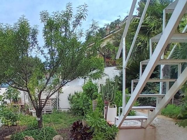 Villa Indipendente in vendita a Andora, Liguria