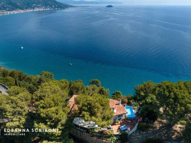 Villa Indipendente in vendita a Laigueglia, Liguria
