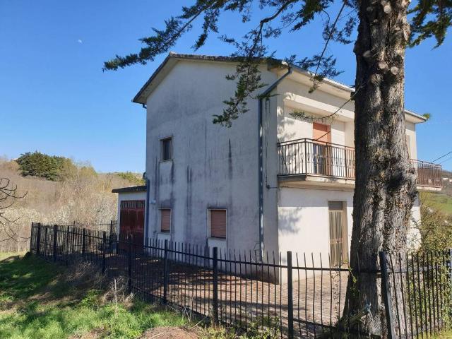 Villa Indipendente in vendita a Andretta, Campania