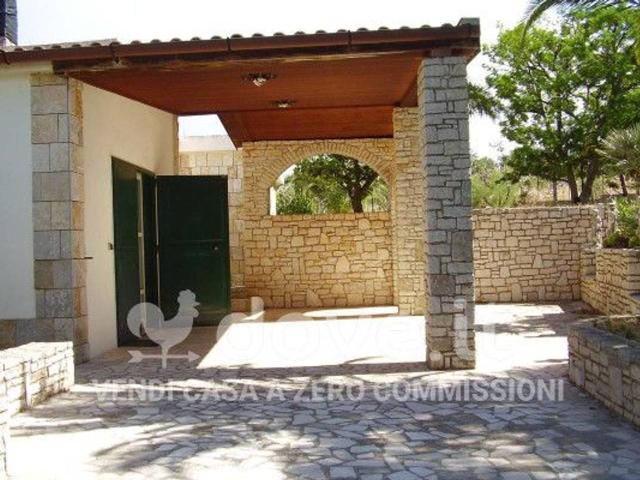 Villa Indipendente in vendita a Puglia, Barletta-andria-trani