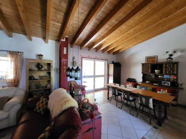 Villa Indipendente in vendita a Puglia, Barletta-andria-trani