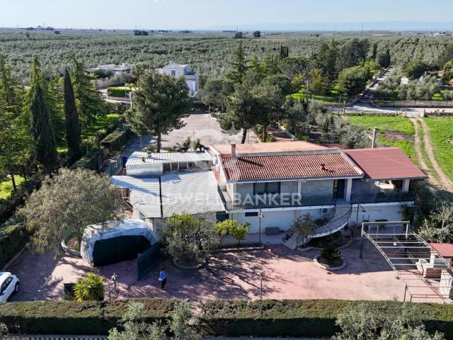 Villa Indipendente in vendita a Puglia, Barletta-andria-trani