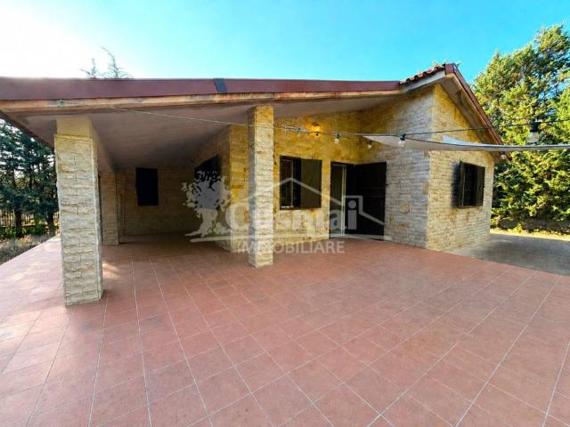 Villa Indipendente in vendita a Puglia, Barletta-andria-trani