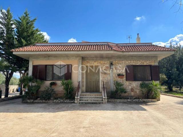 Villa Indipendente in vendita a Andria, Barletta-andria-trani