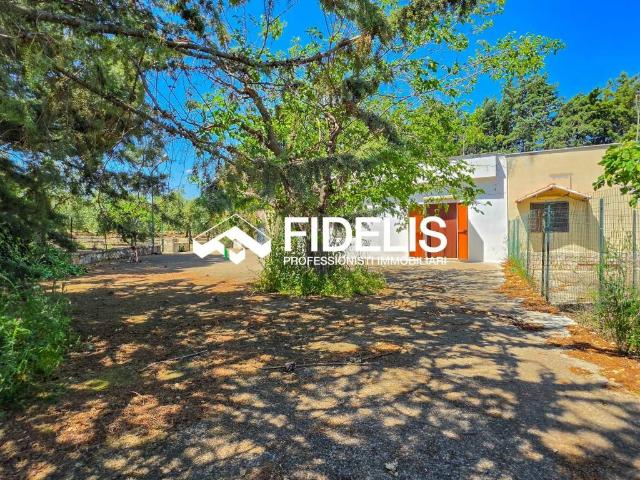 Villa Indipendente in vendita a Puglia, Barletta-andria-trani