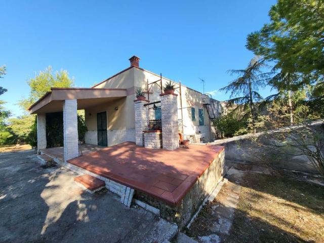 Villa Indipendente in vendita a Puglia, Barletta-andria-trani