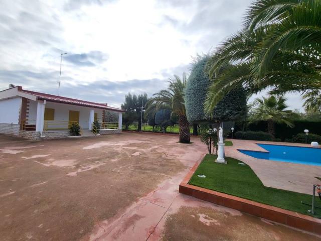Villa Indipendente in vendita a Puglia, Barletta-andria-trani