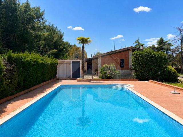 Villa Indipendente in vendita a Puglia, Barletta-andria-trani