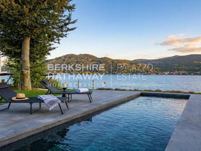 Villa Indipendente in vendita a Angera, Lombardia