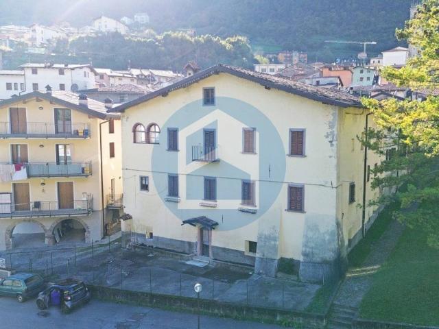 Villa Indipendente in vendita a Comunità montana della valle Camonica, Angolo Terme