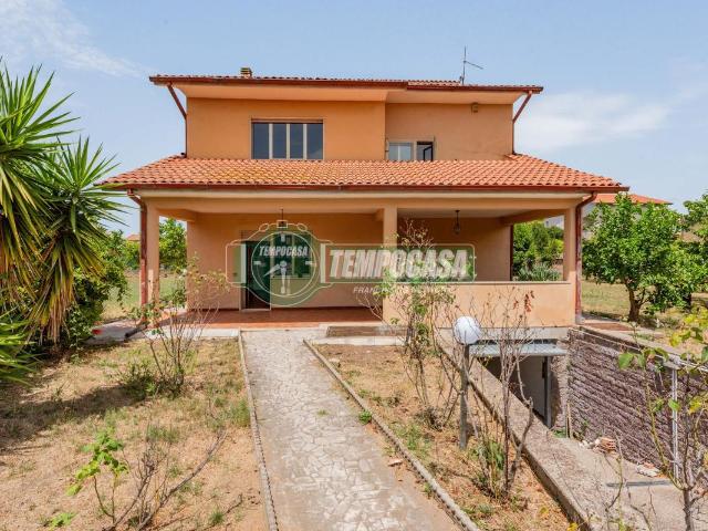 Villa Indipendente in vendita a Residenza Claudia, Roma Capitale