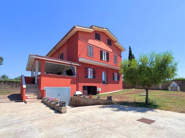 Villa Indipendente in vendita a Roma Capitale, Lazio