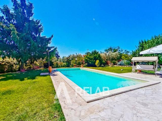 Villa Indipendente in vendita a Roma Capitale, Lazio