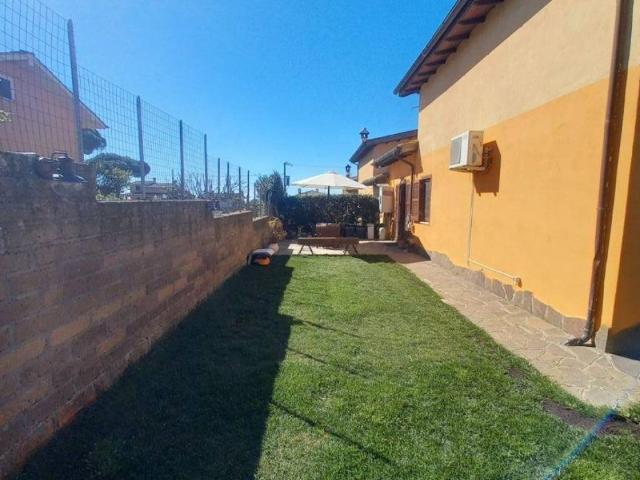 Villa Indipendente in vendita a Roma Capitale, Lazio