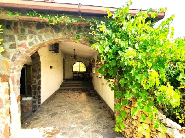Villa Indipendente in vendita a Anguillara Veneta, Veneto