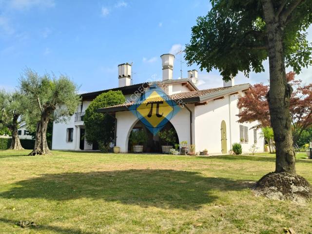 Villa Indipendente in vendita a Annone Veneto, Veneto