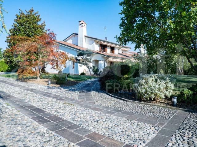 Villa Indipendente in vendita a Spadacenta, Annone Veneto