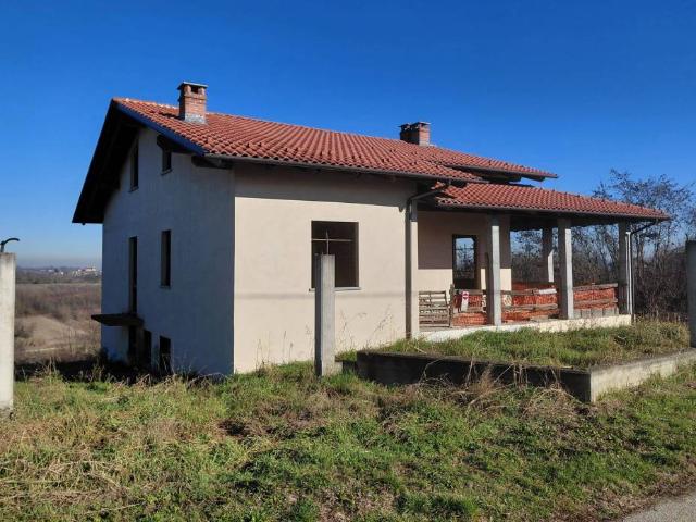 Villa Indipendente in vendita a Piemonte, Asti