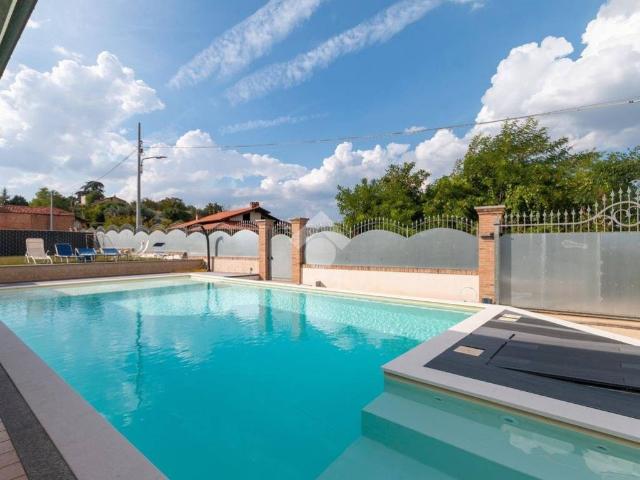 Villa Indipendente in vendita a Piemonte, Asti